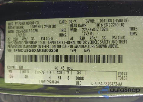2021 Ford Escape Se z USA, uszkodzony, nr VIN 1FMCU9G6XMUB00259